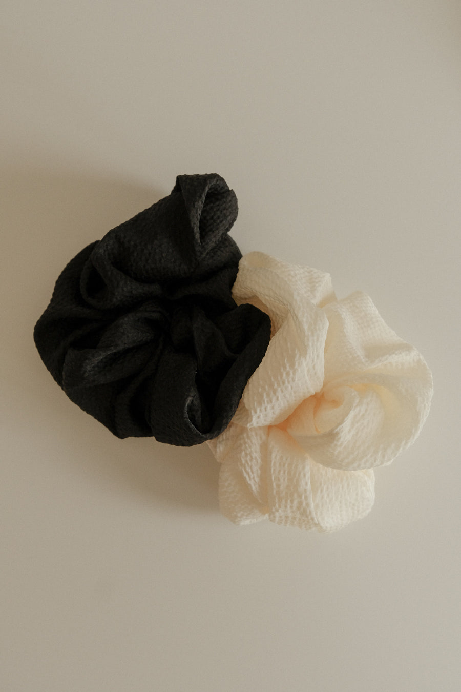 Daisy Hair Tie