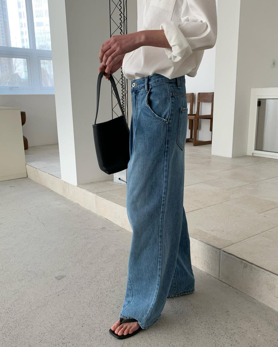 Moore Wide Jeans