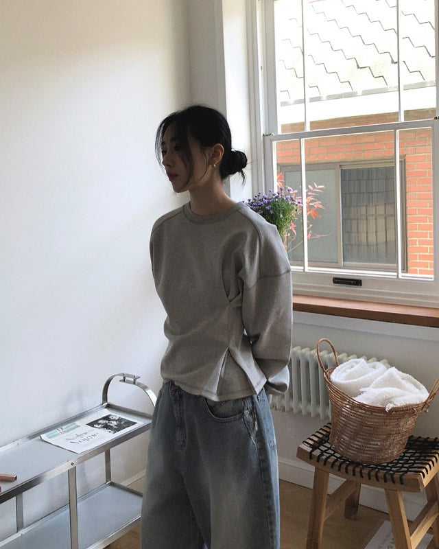 Pleated Sweatshirt
