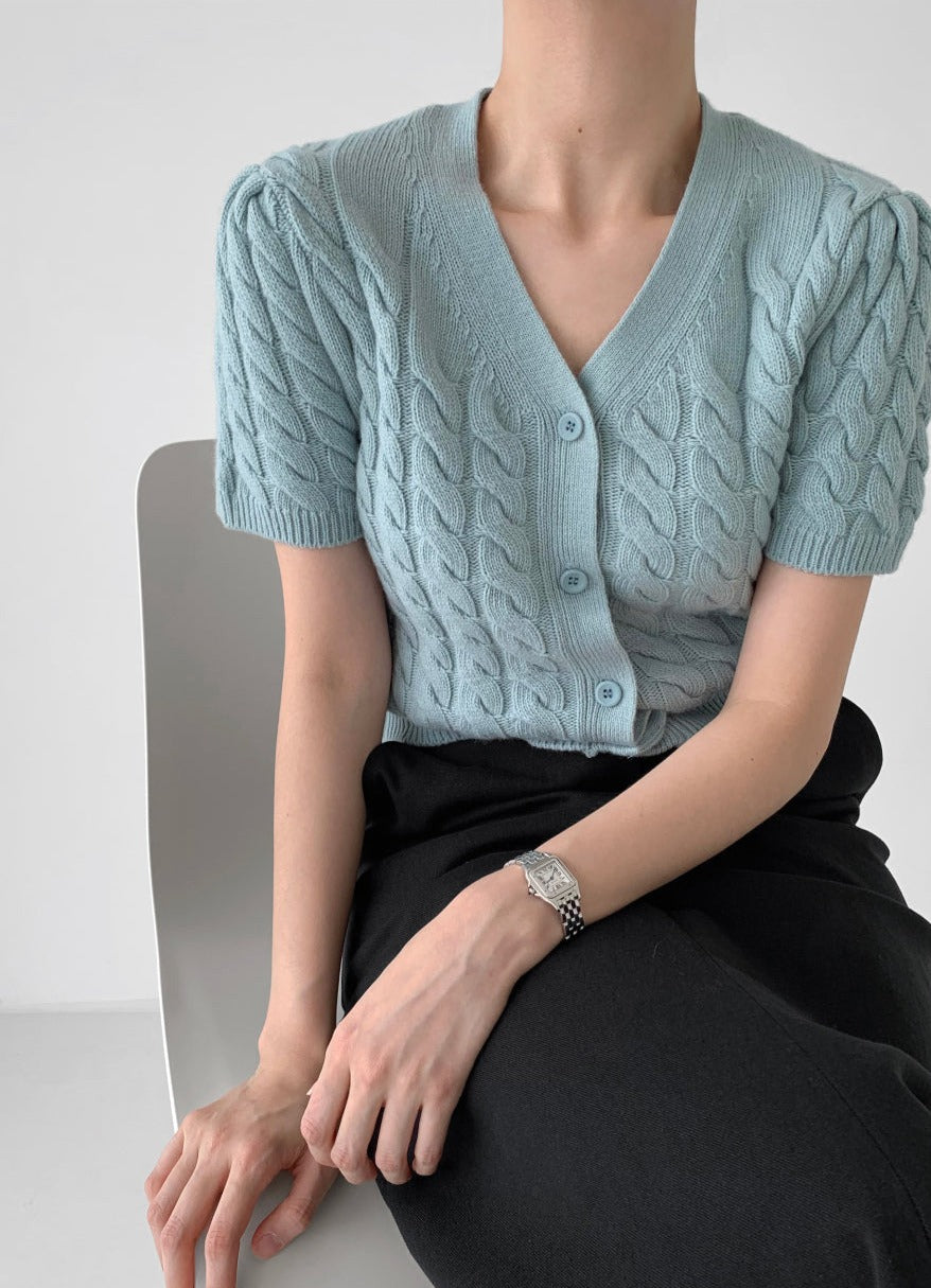 Novel Wool Cardigan Knit