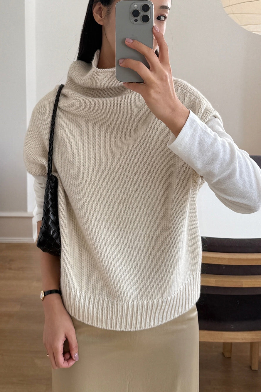 Fox Wool Turtleneck Vest