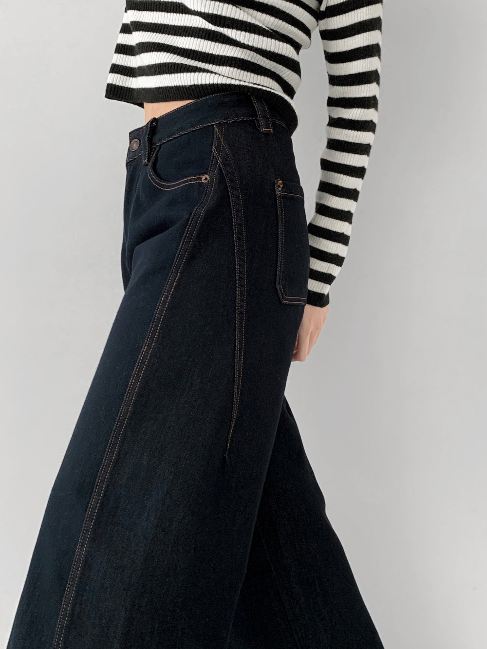 Mona Jeans