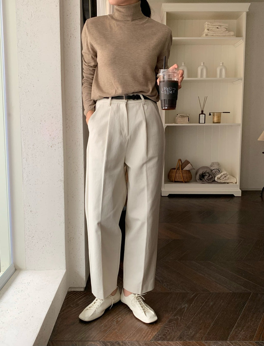 Pleated Cotton Chino