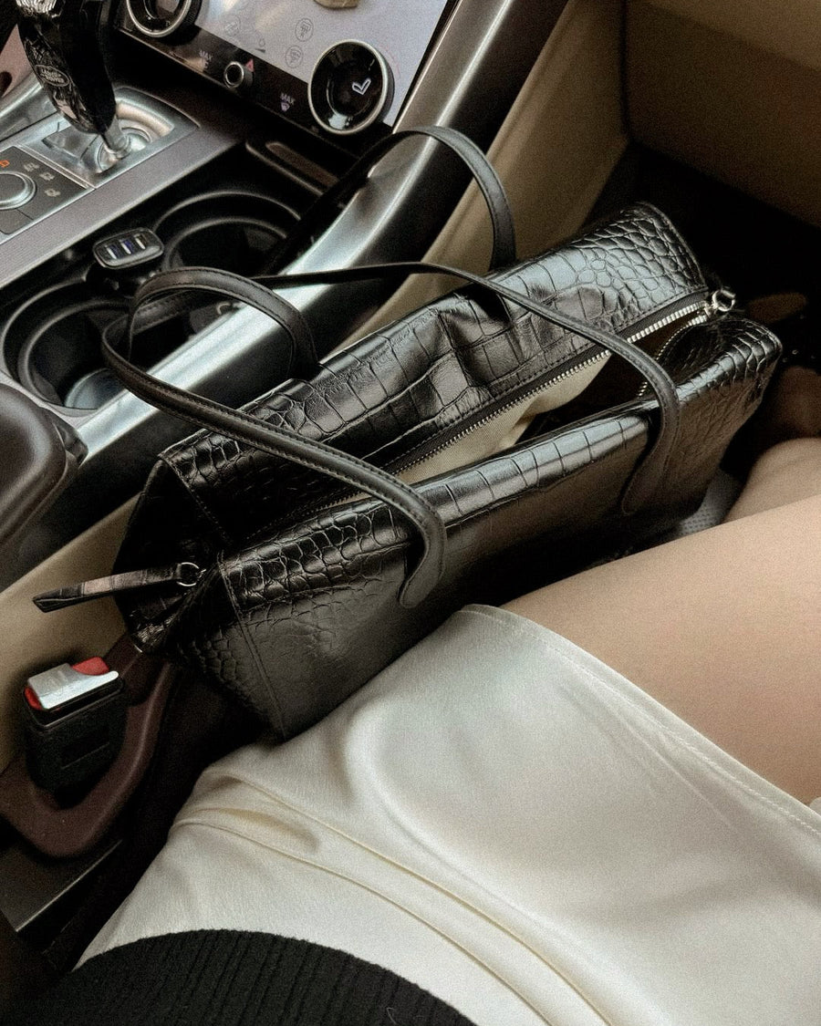 Croc Leather Shoulder Bag (PREORDER)