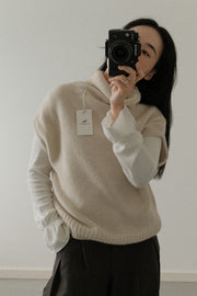 Fox Wool Turtleneck Vest
