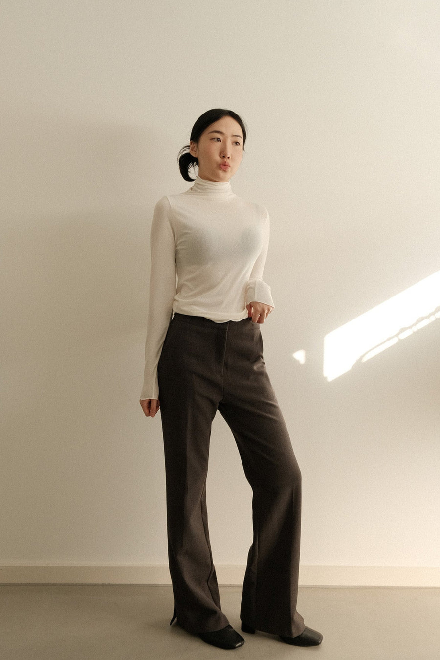 Slimming Wool Charcoal Slacks