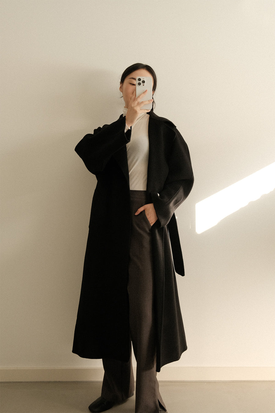 Slimming Wool Charcoal Slacks