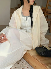 Aeris Sheer Windbreaker