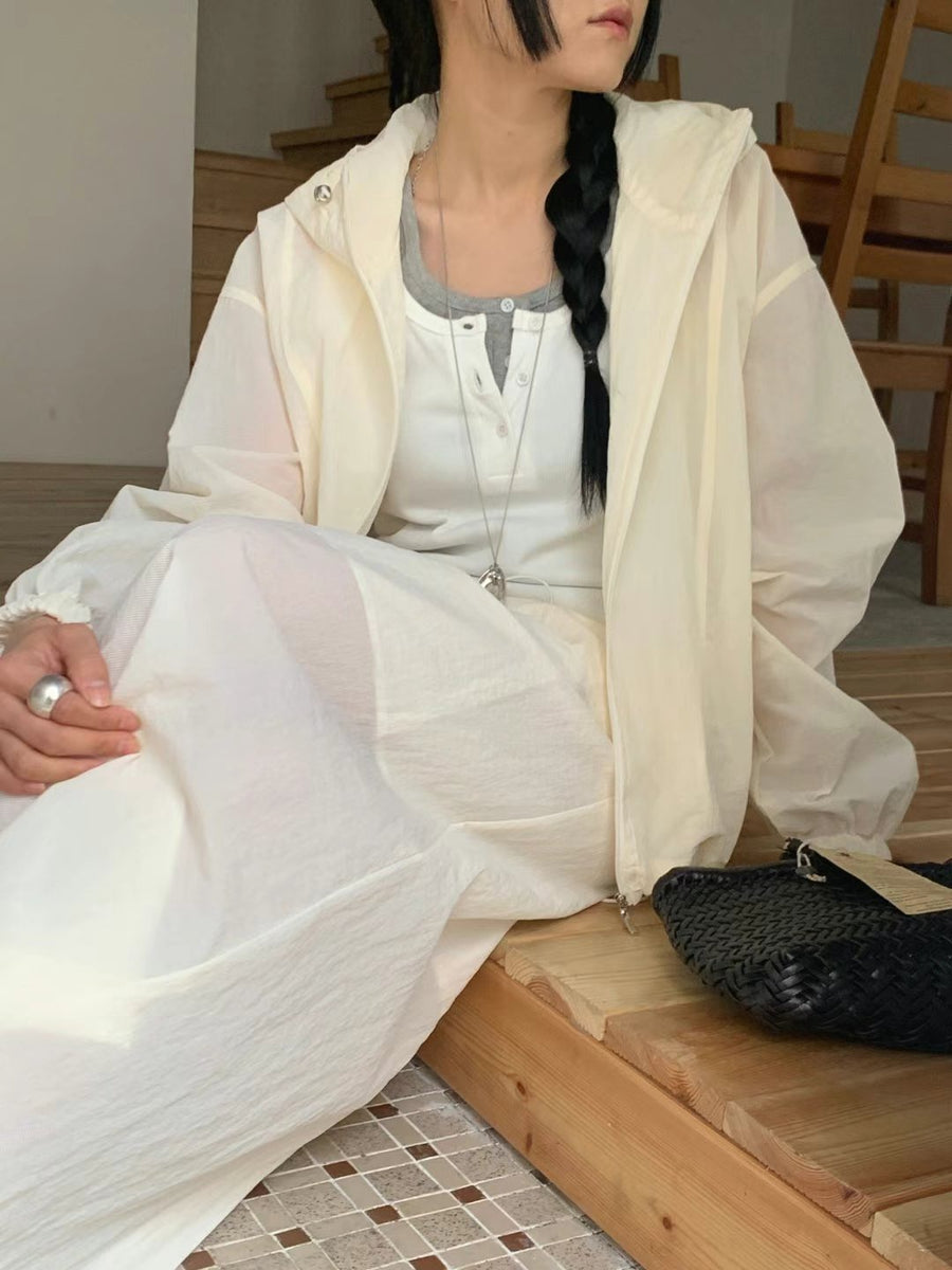 Aeris Sheer Windbreaker