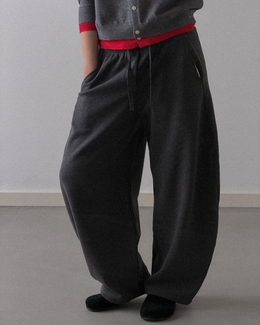 Warmie Curved Sweatpants