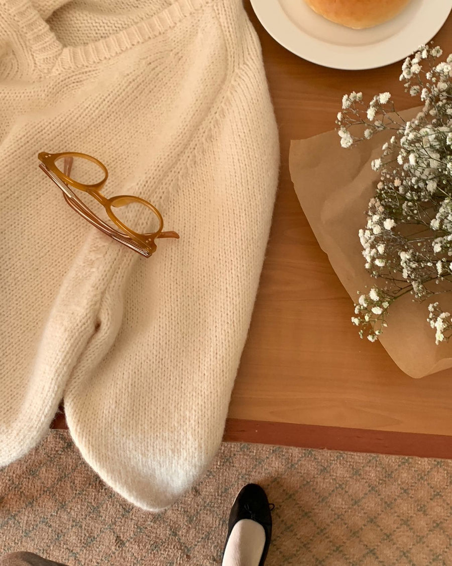 Cloud Alpaca Wool V-Neck Knit