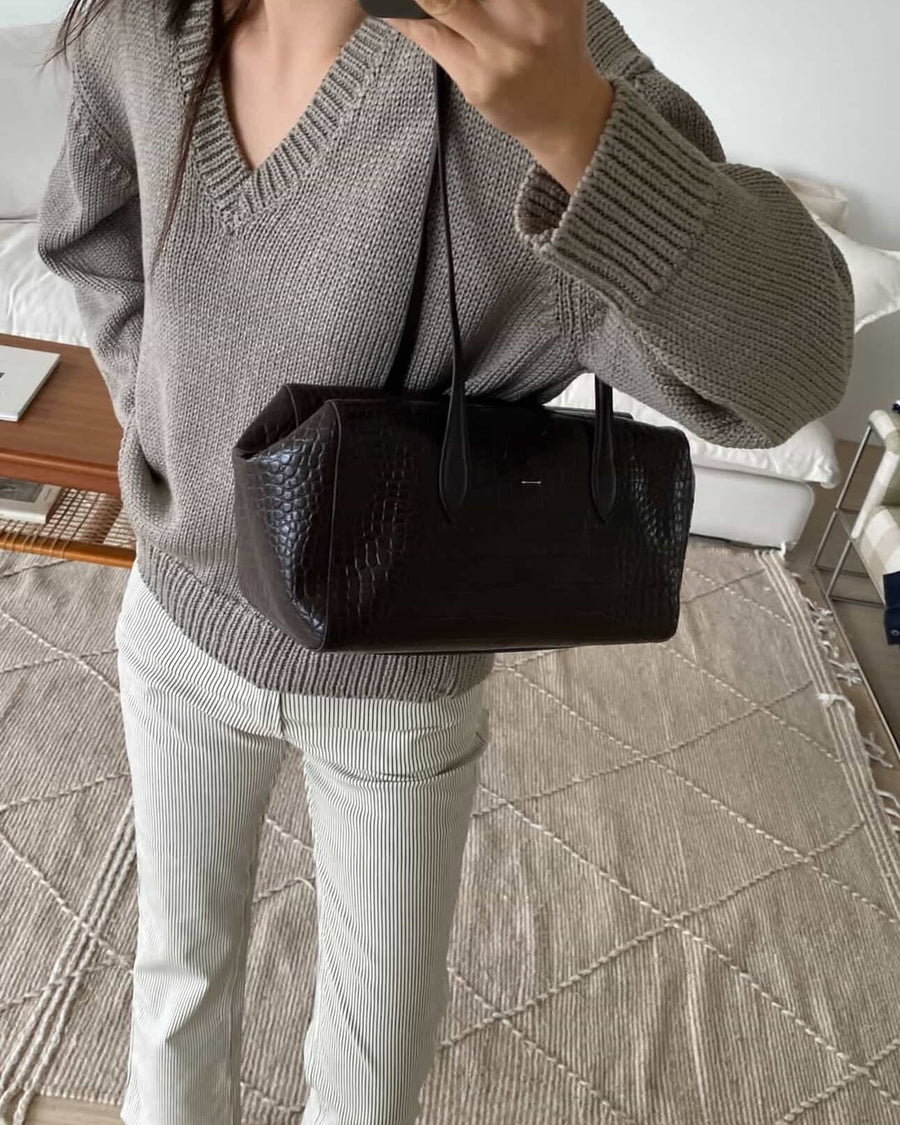 Croc Leather Shoulder Bag (PREORDER)