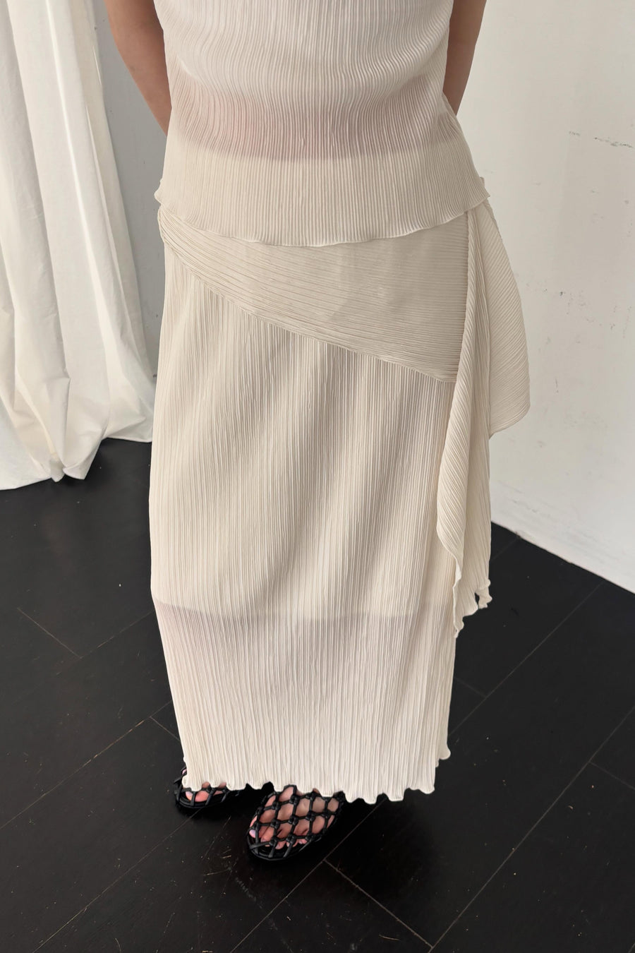 Drape Pleats Skirt