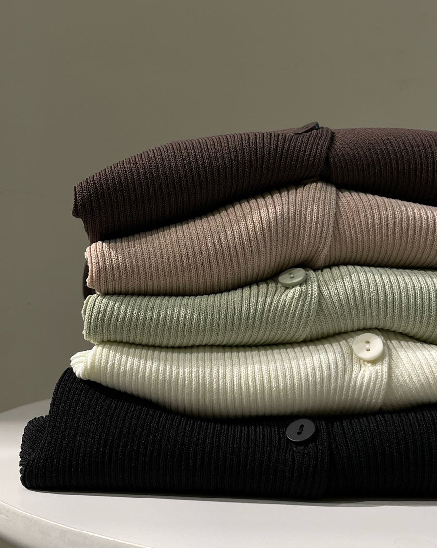 Cooling V neck Knit