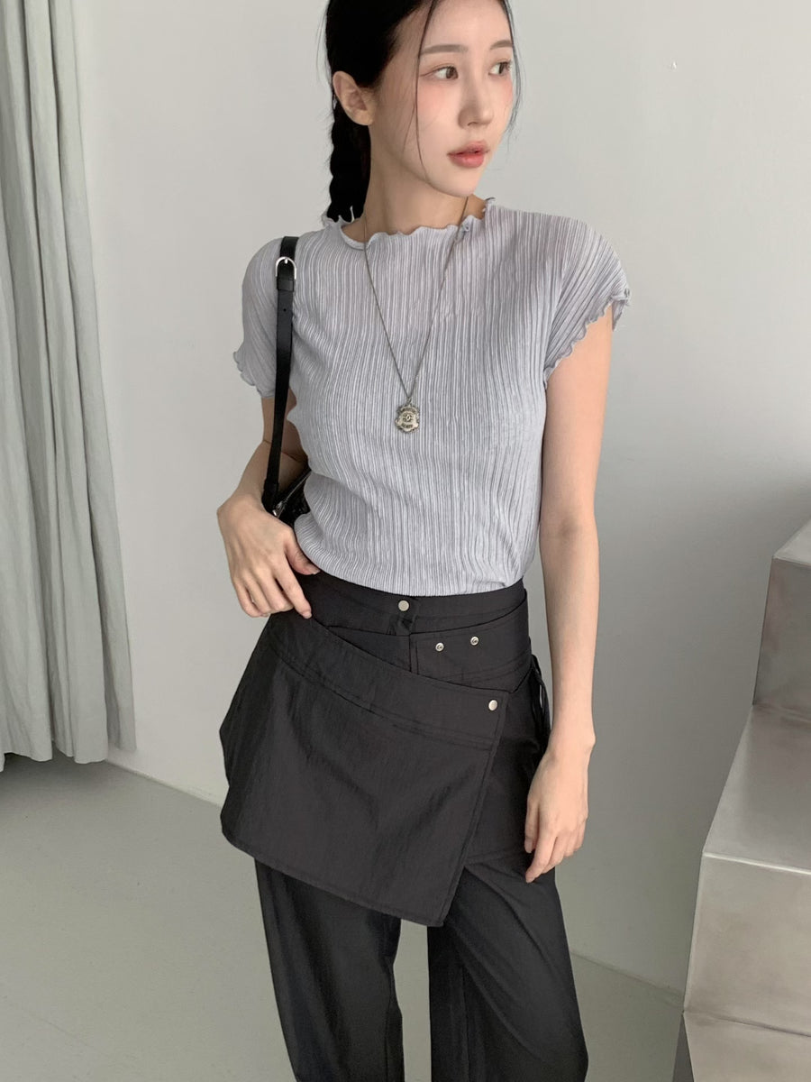 Pleated Lettuce-Edge Blouse