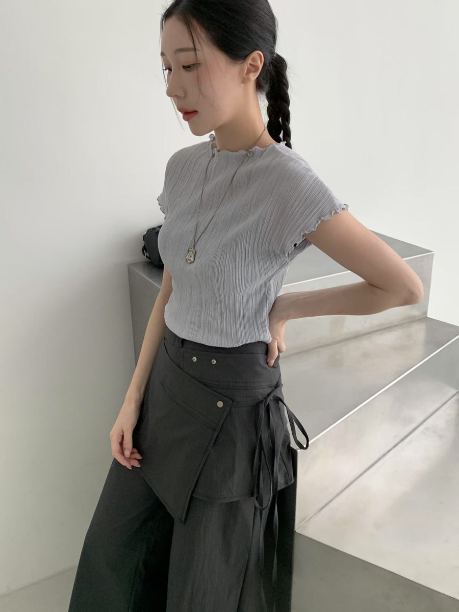 Pleated Lettuce-Edge Blouse