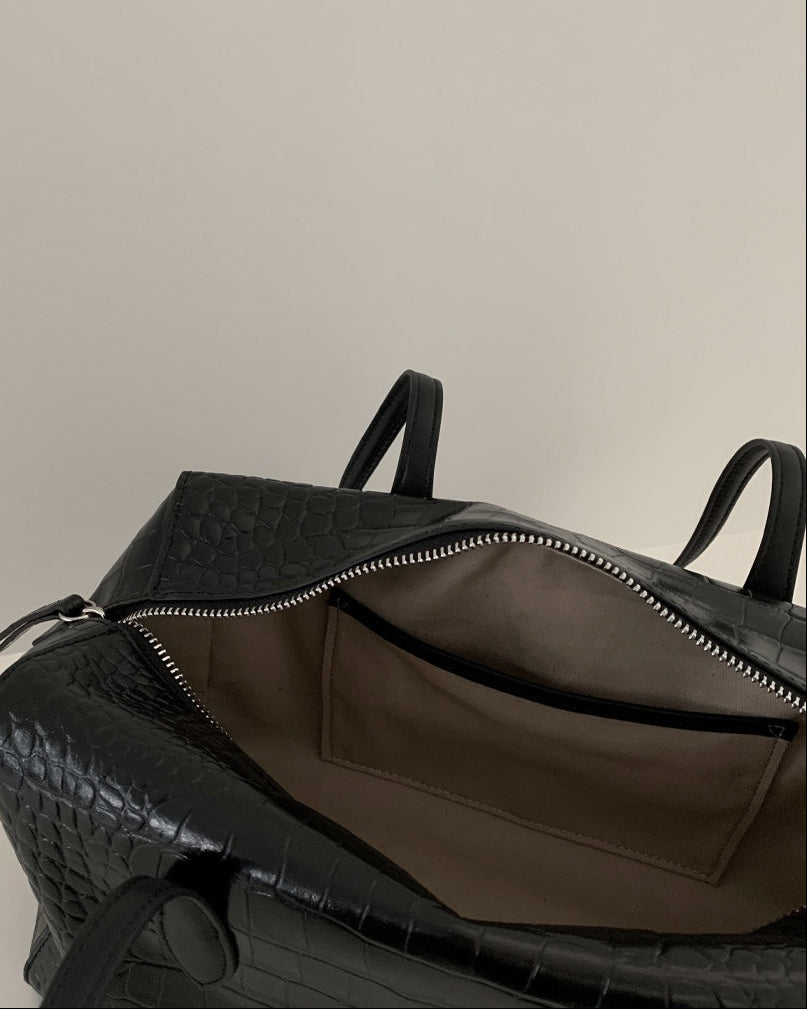 Croc Leather Shoulder Bag (PREORDER)