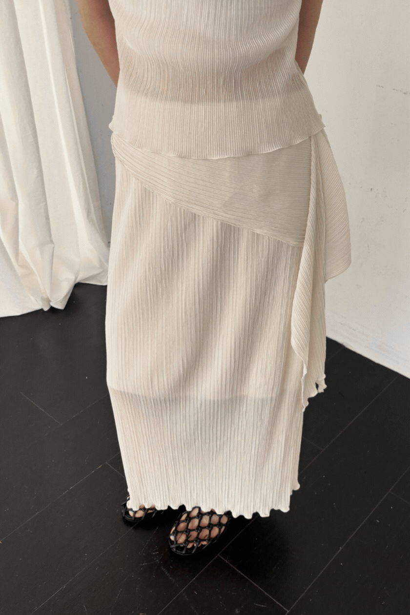 Drape Pleats Skirt