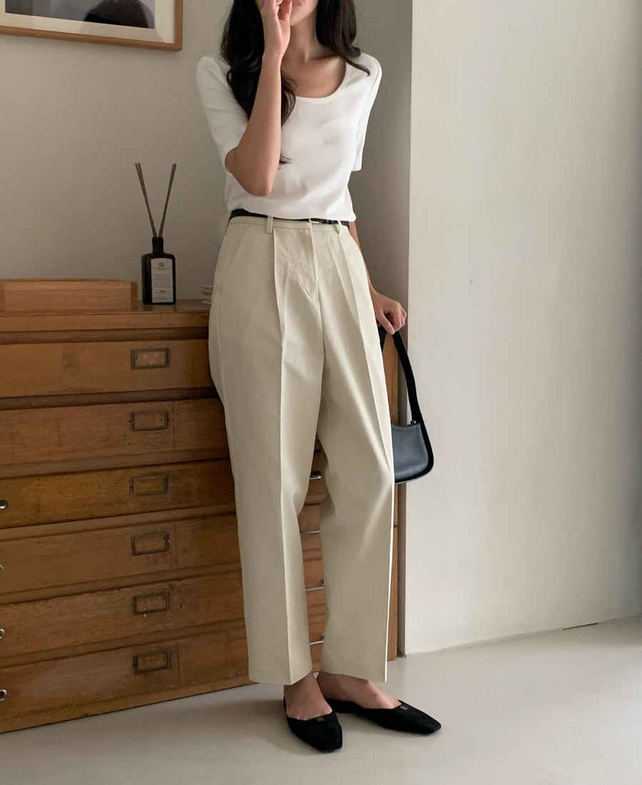 Pleated Cotton Chino